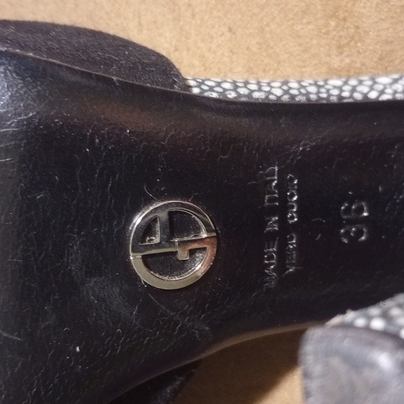 Giorgio Armani Like New Women's High Heels - Picture 4 of 4